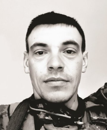 Комарніцький Олександр Ігорович